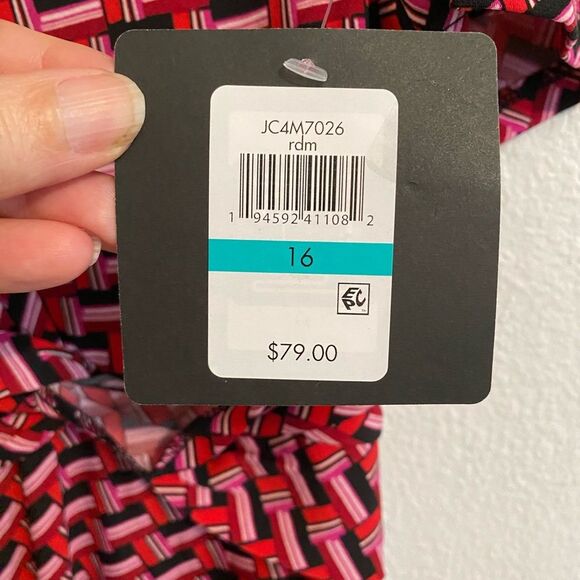 NWT Stylish Red and Black Geometric Midi Dress Size 16 - Picture 5 of 11